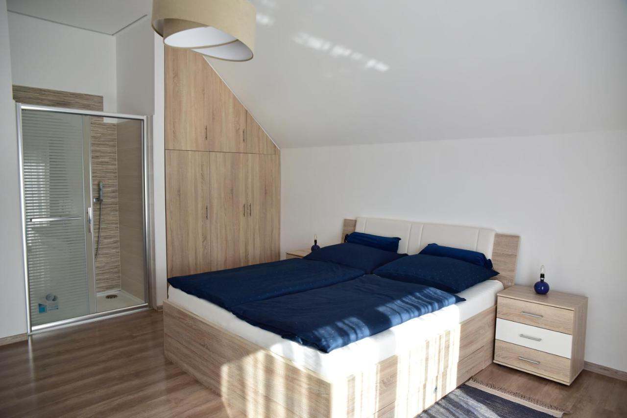 Apartman Lukov Lukov  Eksteriør billede